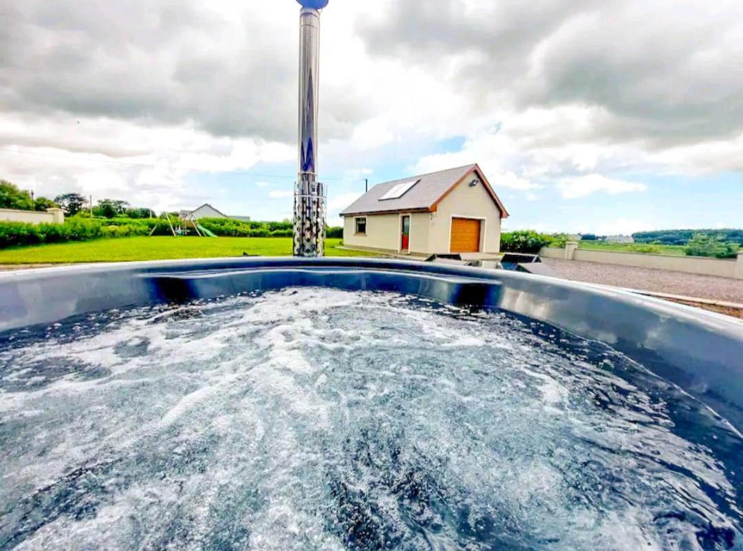 An Ghlaise Bheag Villa Listowel Exterior photo